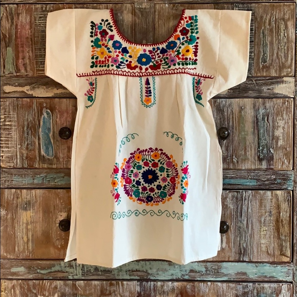 Tehuacan Girls Mexican Dress Hand Embroide…
